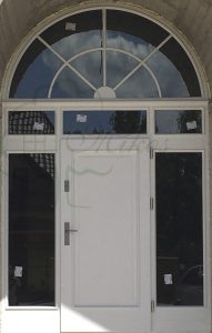 Drzwi wejściowe drewniane do projektu PARKOWA „Rezydencja / Willa Parkowa”