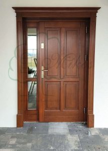 Drzwi zewnętrzne TOBIASZ z dostawką boczną i portalem nr 12