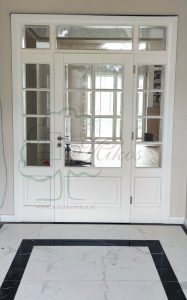 Drzwi drewniane IZA S8 szklone z dostawkami i naświetlem