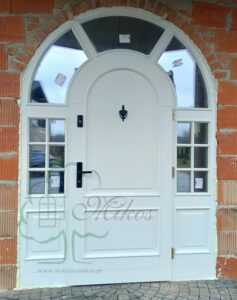Drzwi zewnętrzne łukowe model ROMAN