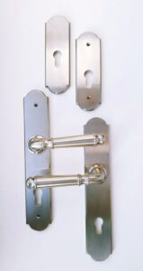 Klamka mosiężna UniMetal model HAMPTON (kolor nikiel szczotkowany)